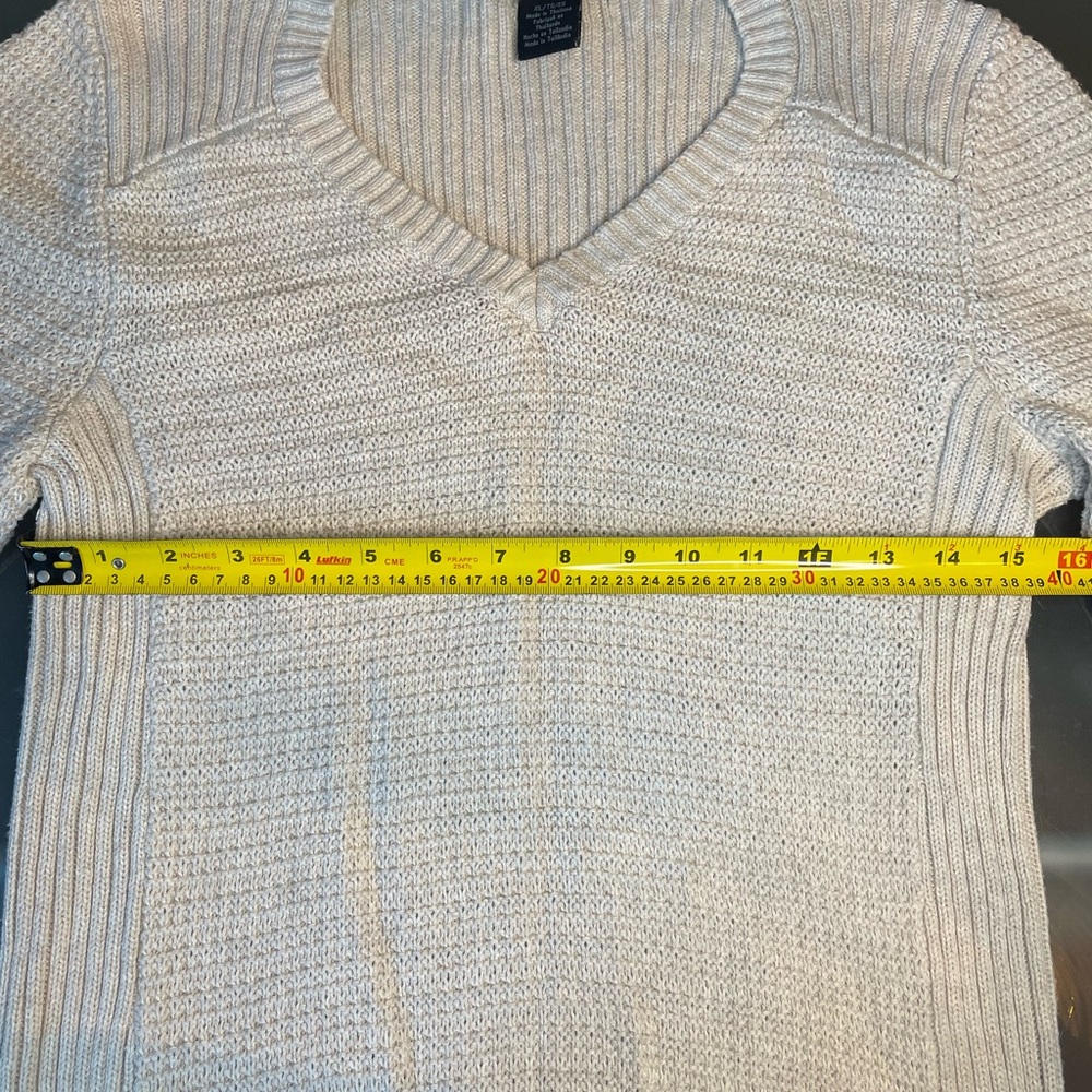 Calvin Klein Jeans Soft 100% Cotton V-Neck Sweater - Picture 10 of 13
